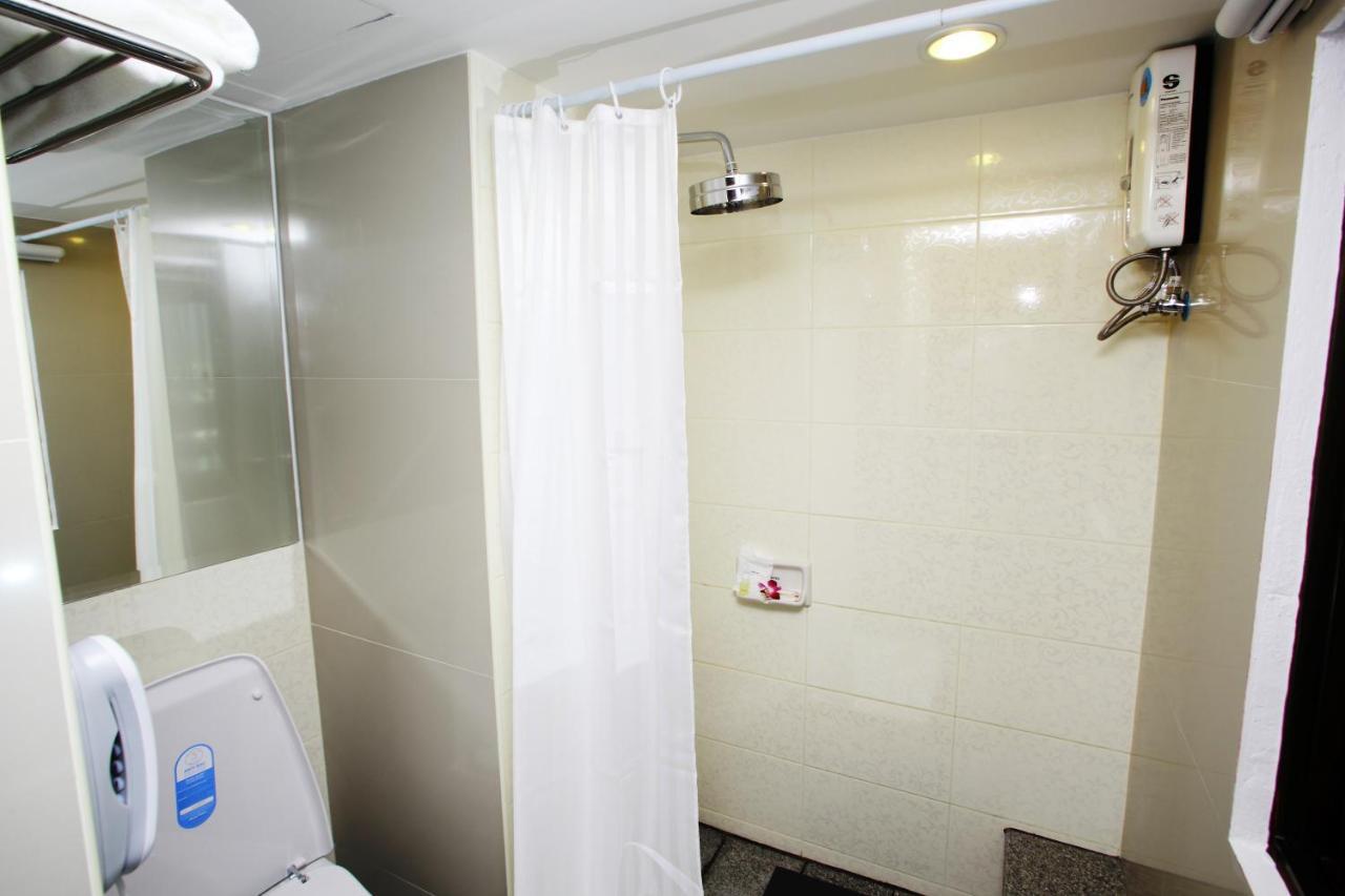 Auberge de jeunesse A-2 House à Bangkok Extérieur photo